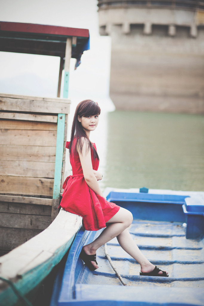 光屁股的美女